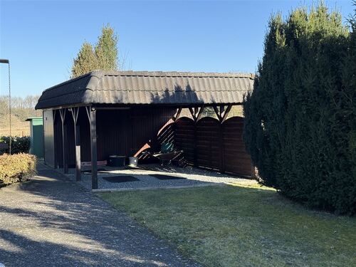Carport mit Abstellraum - 