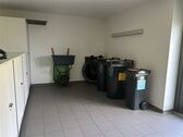 viel Stellfläche in der Garage - 