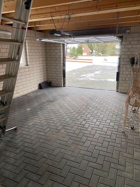 Garage mit Dachboden - 