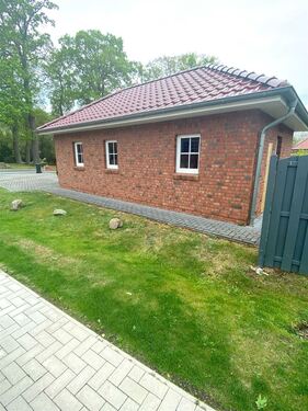 Garage mit Abstellraum - 