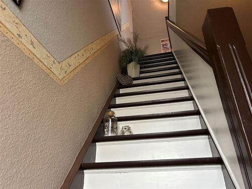 Treppenaufgang - Einfamilienhaus mit 118,00 m&sup2; in Uchte zum Kaufen