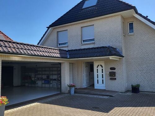 Eingangsbereich - 8 Zimmer Zweifamilienhaus zum Kaufen in Asendorf b Bruchhausen-Vilsen