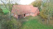 Wohnhaus mit Baumbestand - 5 Zimmer Bauernhaus, Landhaus in Petershagen