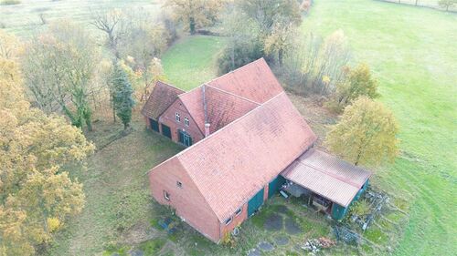 Vogelperspektive - Bauernhaus, Landhaus mit 193,13 m² in Petershagen zum Kaufen