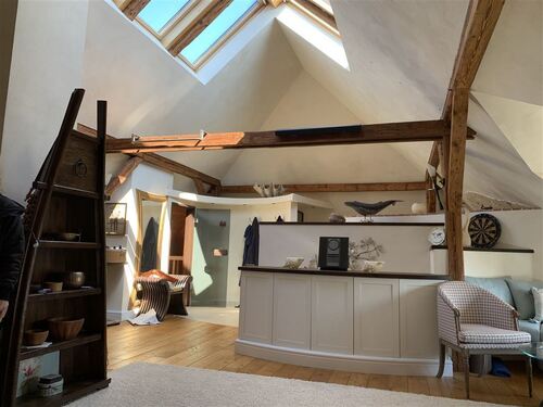 Wellnessoase mit Dachfenster - 