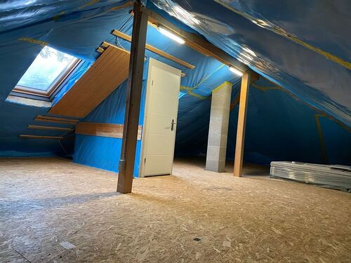 Dachstudio teilausgebaut - 