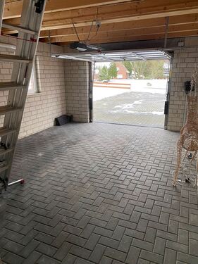 Garage mit Dachboden - 
