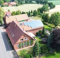 Charmanter Resthof mit Nebengebäuden und viel Platz für Tierhaltung - Stolzenau