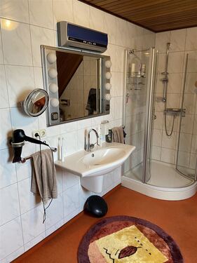 Bad im Obergeschoss - 