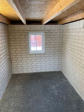 Abstellraum / Werkstatt in der Garage - 