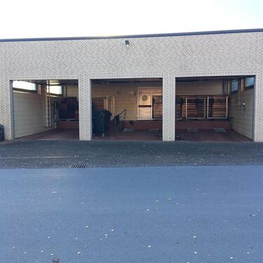 Anlieferung - 