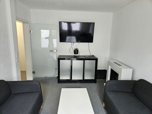 Besprechungsraum - 5 Zimmer Produktionshalle zum Kaufen in Barntrup