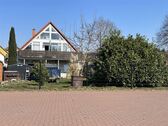 Ansicht von hinten - 8 Zimmer Zweifamilienhaus zum Kaufen in Leese