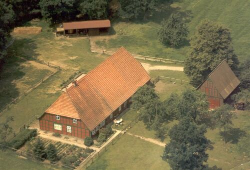 Aus der Vogelperspektive - 6 Zimmer Landw. Anwesen zum Kaufen in Diepenau