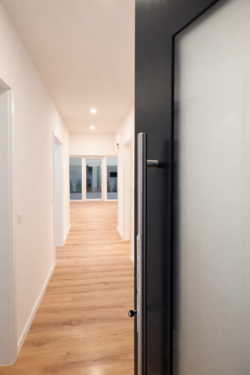 Eingang in die Wohnung - 2 Zimmer Etagenwohnung in Husum