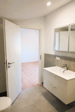 Altersgerechtes und barrierefreies Badezimmer im O - 