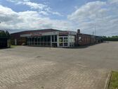 Gewerbehalle - Interessante Gewerbehalle mit Heimwerkermarkt