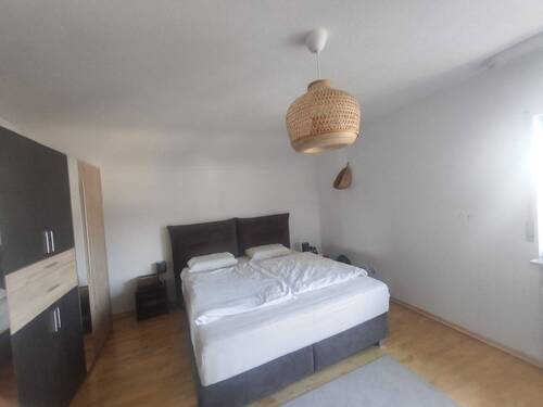 Schlafzimmer DG.jpeg - 