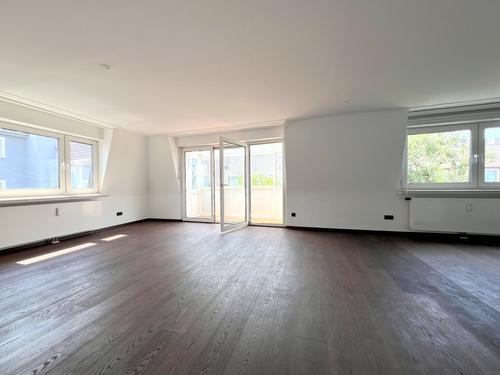 Wohn/Esszimmer - 