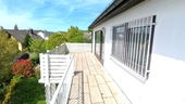 Terrasse im 1. OG - 6 Zimmer Einfamilienhaus zum Kaufen in Eppstein
