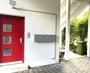 Freistehendes Ein- Zweifamilienhaus auf sonnigem Gartengrundstück mit viel Potenzial in Ottobrunn