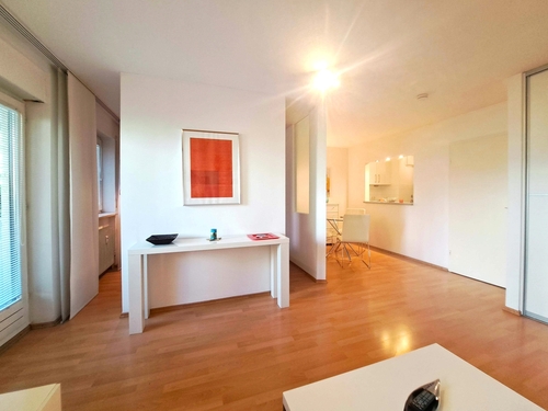 Zimmer 2 - 