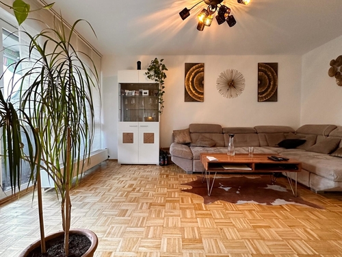 PHOTO-2024-10-29-07-24-36(1) - Erdgeschoßwohnung mit 90,00 m² in Putzbrunn zum Kaufen