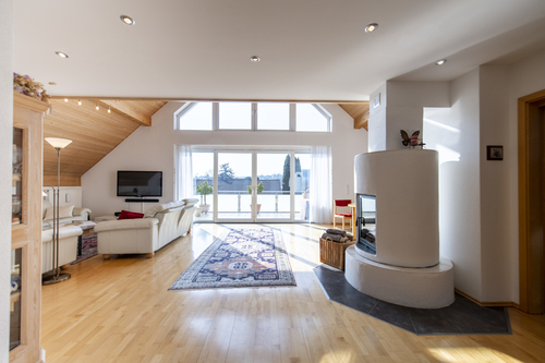 Blick ins Wohnzimmer - 