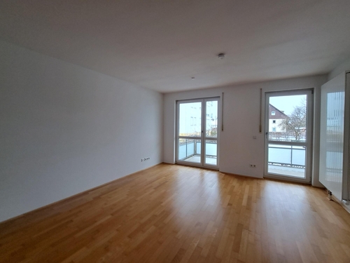 Wohnraum - 2 Zimmer Etagenwohnung zur Miete in München