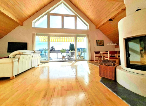 Wohnzimmer - Idyllisches Wohnen in perfekter Lage in der Metropolregion München! Gegen Gebot