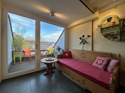 Fensterfront - Dachgeschoßwohnung mit 37,00 m&sup2; in München zum Kaufen