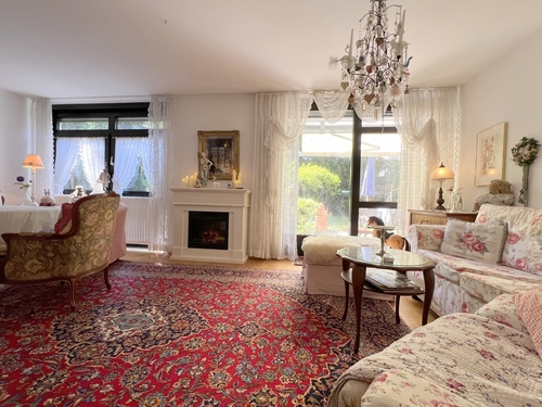 Wohnzimmer - 2 Zimmer Erdgeschoßwohnung zum Kaufen in München