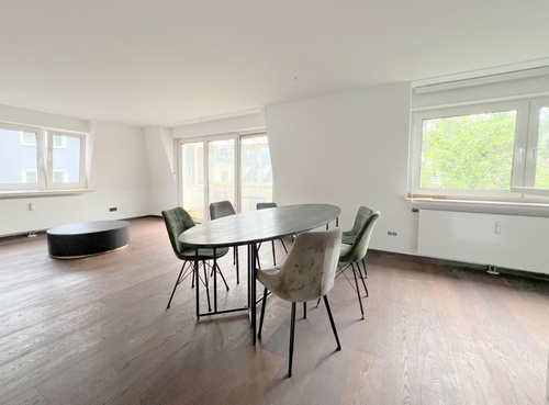 Essbereich - Etagenwohnung mit 104,00 m&sup2; in München zur Miete