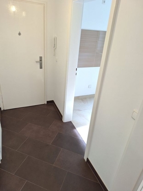 Eingang - Erdgeschoßwohnung mit 63,00 m² in München zum Kaufen