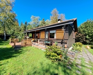 Idyllisches Grundstück am Wald in Kirchseeon mit einer Ferienimmoblie