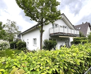 Freistehendes Ein- Zweifamilienhaus auf sonnigem Gartengrundstück mit viel Potenzial in Ottobrunn