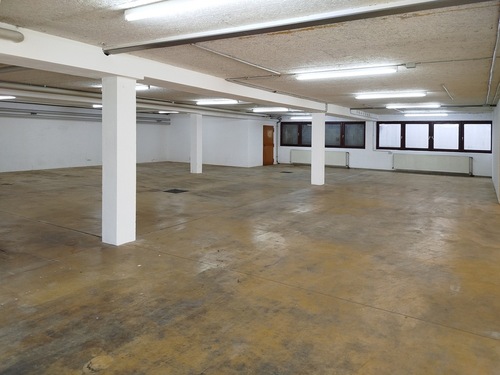 Hallenfläche - Ausstellung Verkaufsfläche in Sauerlach, optional mit Lager Produktionsfläche