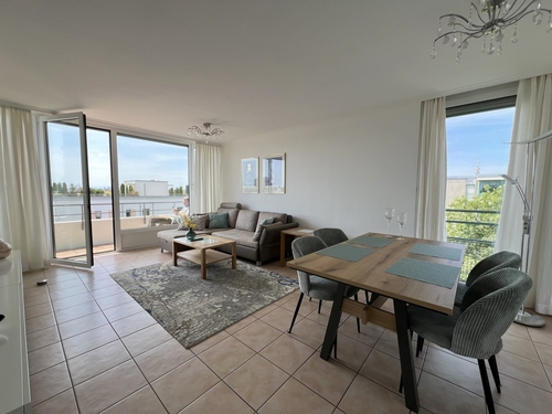 Wohn/Esszimmer - 