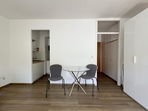 Küche und FLur - Etagenwohnung mit 33,00 m&sup2; in München zur Miete