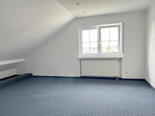 großes Zimmer DG - 