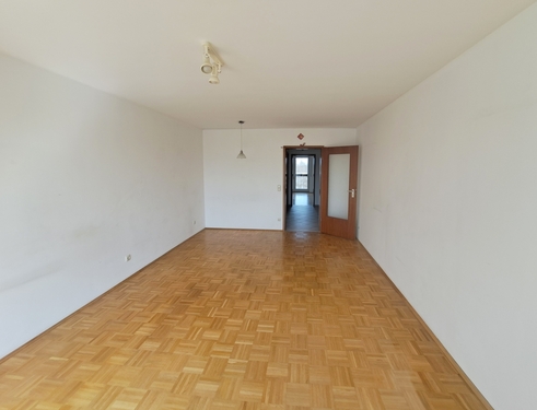 20260324_123934 - 3 Zimmer Etagenwohnung in München