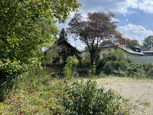 Grundstück mit Nachbarbebauung - Grundstück in Eichenau zum Kaufen