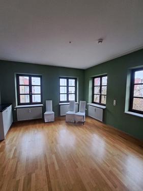 20251204_131720 - 7 Zimmer Maisonettenwohnung zum Kaufen in Augsburg