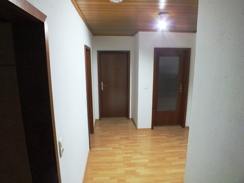 Flur - Appartement mit 83,00 m&sup2; in Nauheim zum Kaufen