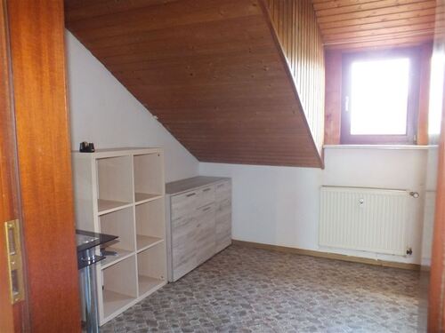 Küche - Dachgeschoßwohnung mit 37,00 m&sup2; in Nauheim zur Miete
