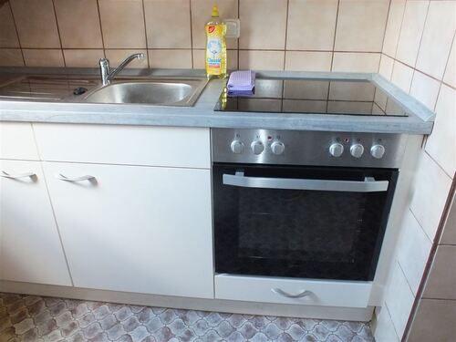Küchenzeile - 1 Zimmer Dachgeschoßwohnung in Nauheim