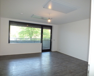 Barrierefreie 4 Zimmer Wohnung ca. 94m² Wohnfläche mit Balkon und Kfz-Stellplatz in Nauheim