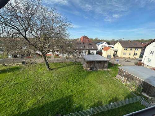 gemeinschaftlicher Garten - 4.5 Zimmer Maisonettenwohnung in Rastatt