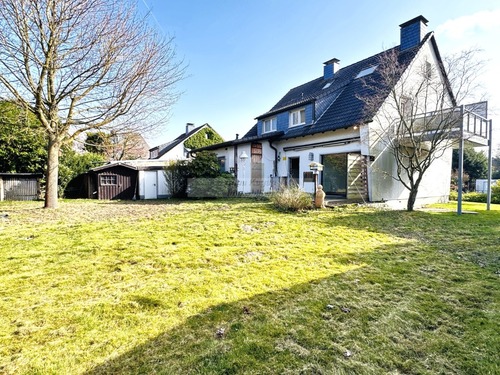 Gartenansicht - 8 Zimmer Zweifamilienhaus zum Kaufen in Dortmund