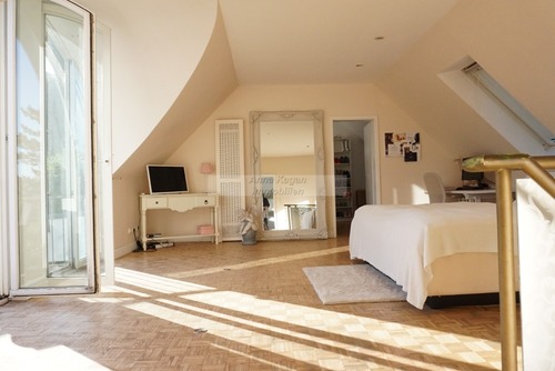 Elternschlafzimmer im DG - 